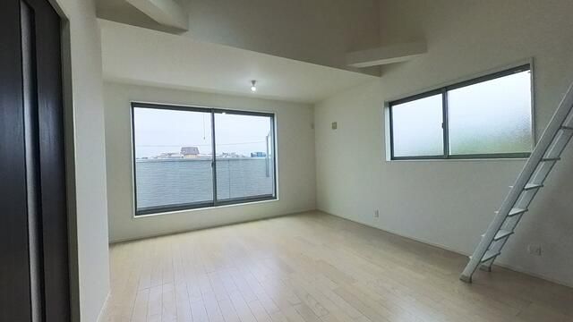 Modern 3LDK House for Sale in Wako City, Saitama - Thumbnail 4