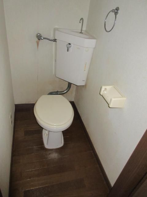 2DK Apartment for Rent in Yamanaka Onsen, Kaga City, Ishikawa - Thumbnail 3