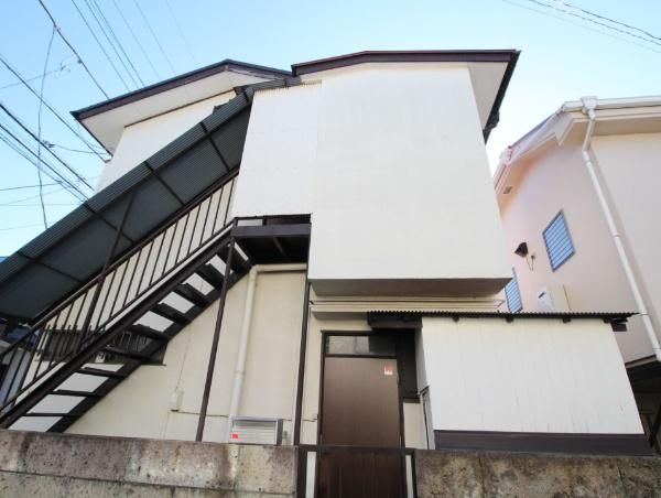 Land for Sale in Kodaira Tokyo with Old House Potential - Thumbnail 2
