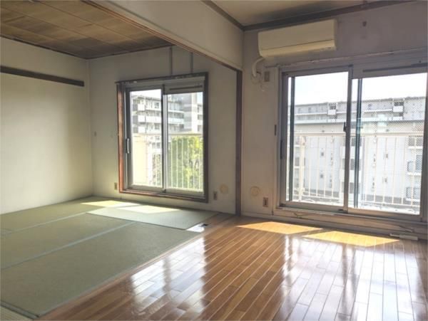 Resale 3LDK Condominium in Tsurugashima, Saitama - Thumbnail 2