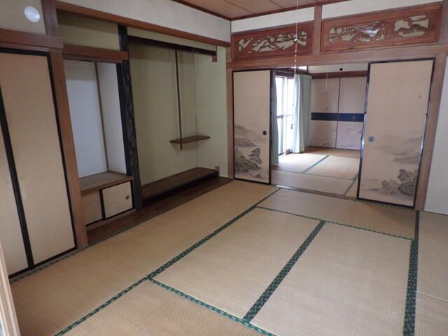 4LDK House for Sale in Yahatanishi-ku, Kitakyushu - Thumbnail 3