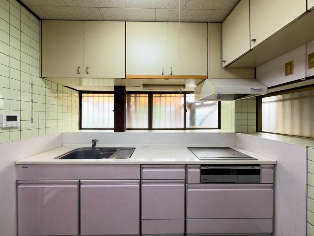 5LDK Detached House for Sale in Shimonoseki, Yamaguchi - Thumbnail 3