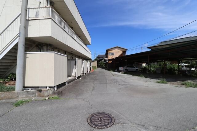 8-Unit Apartment Building for Sale in Kofu, Yamanashi - Thumbnail 4