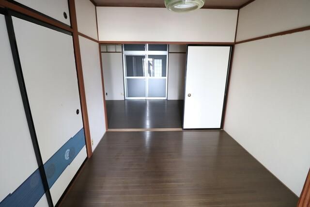 8-Unit Apartment Building for Sale in Kofu, Yamanashi - Thumbnail 4