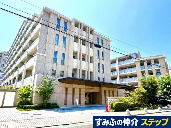 Kichijoji Symphonia 3LDK Apartment for Sale in Mitaka, Tokyo - Thumbnail 2