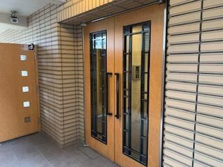 2LDK Apartment for Rent in Meguro-ku, Tokyo - 64.18m² - Thumbnail 2