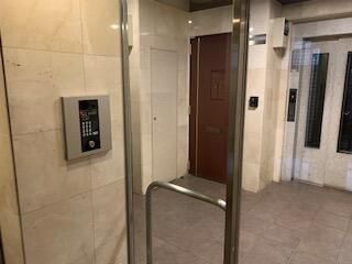 2LDK Apartment for Rent in Meguro-ku, Tokyo - 64.18m² - Thumbnail 3