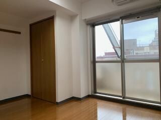 2LDK Apartment for Rent in Meguro-ku, Tokyo - 64.18m² - Thumbnail 4