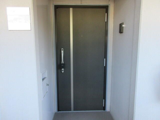 Chiba Sunny Town 1R Apartment for Rent near Higashi-Chiba Station - Thumbnail 3