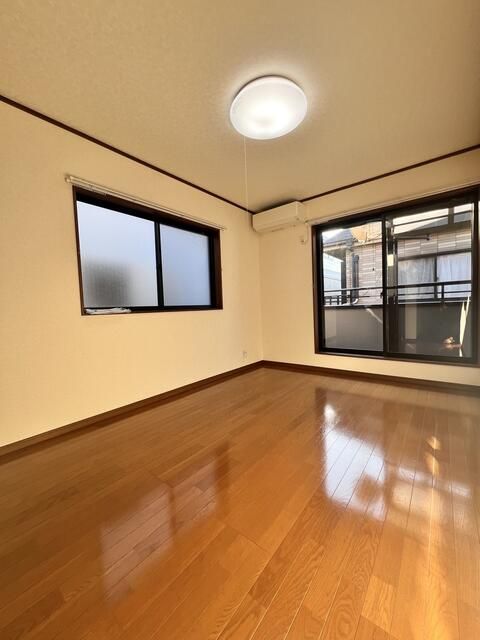 4LDK Detached House for Rent in Edogawa, Tokyo - 82 sqm - Thumbnail 3