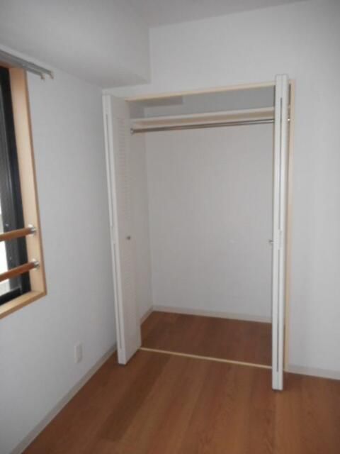 Regina Tower 2DK Apartment for Rent in Yokosuka - Thumbnail 4