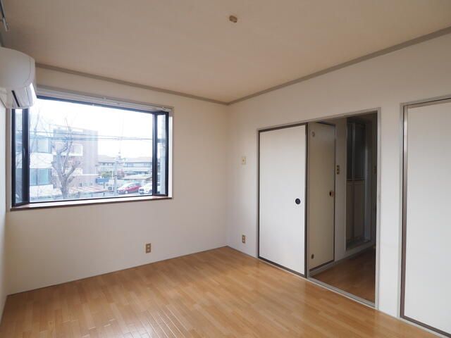 1K Apartment for Rent near Yahashira Station, Matsudo - Thumbnail 4