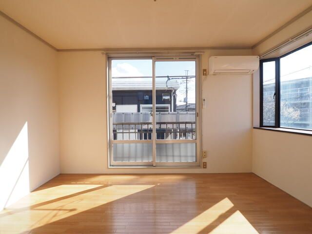 1K Apartment for Rent near Yahashira Station, Matsudo - Thumbnail 2