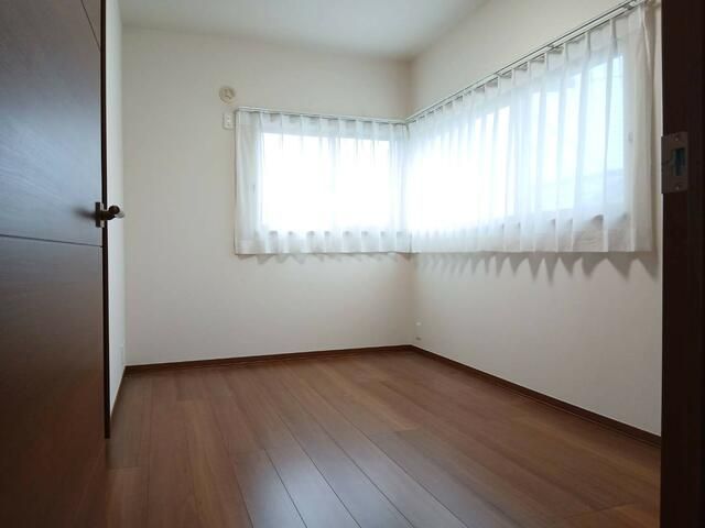 2018-Built 4LDK House for Sale in Kofu, Yamanashi - Thumbnail 2