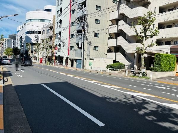 Modern 3K Townhouse for Sale in Sumida, Tokyo Near Skytree - Thumbnail 4