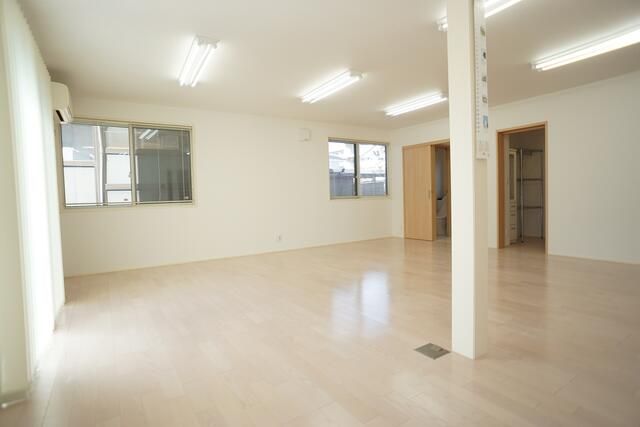 Shonai Office for Rent in Matsumoto, Nagano - 62 sqm Commercial Space - Thumbnail 4
