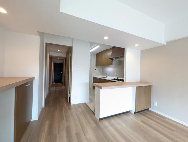 2LDK Apartment for Sale in Ebina, Kanagawa - 72.27m² - Thumbnail 4