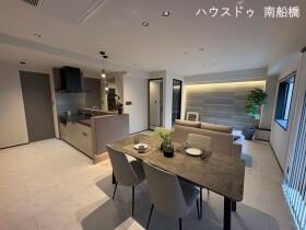 5LDK Detached House for Sale in Shinagawa, Tokyo - Thumbnail 3