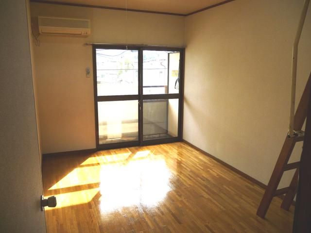 1K Apartment for Rent in Matsumoto, Nagano - 30,000 Yen - Thumbnail 2