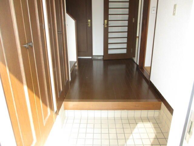 5LDK House for Sale in Hitachiota, Ibaraki with Garden and Parking - Thumbnail 3