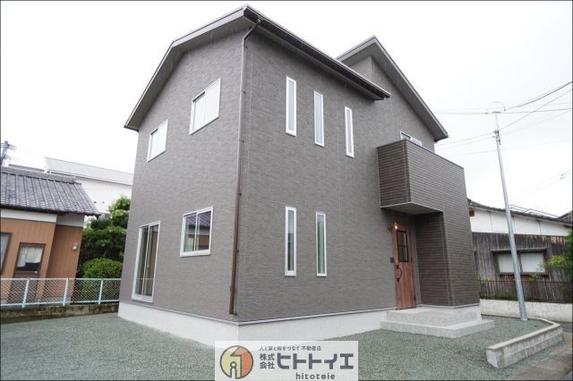 New 4LDK House for Sale in Ōkawa, Fukuoka with 3 Parking Spaces - Image 7