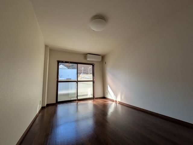 1K Apartment for Rent near Nirasaki Station, Yamanashi - Thumbnail 4