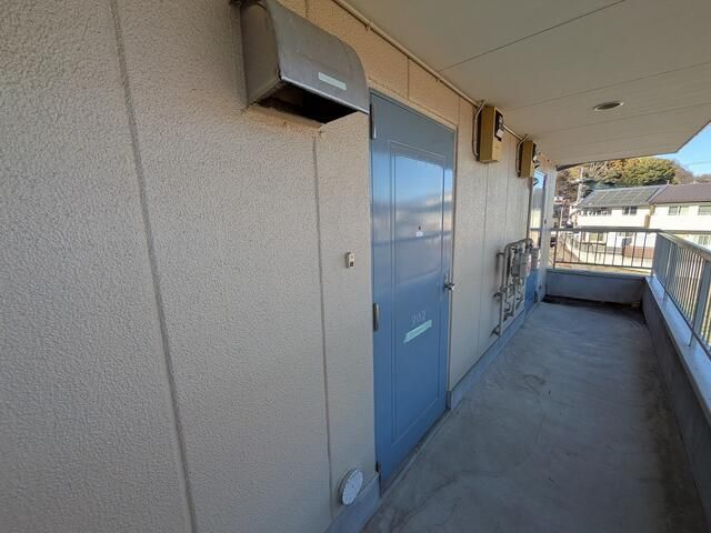 1K Apartment for Rent near Nirasaki Station, Yamanashi - Thumbnail 2