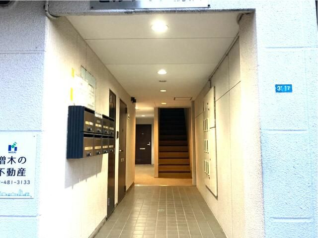 2LDK Apartment for Rent in Higashikurume, Tokyo - 59,000 Yen - Thumbnail 3