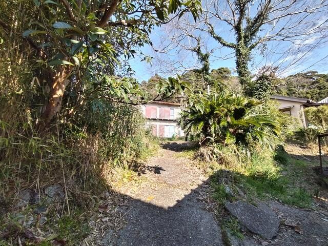 Spacious 5DK Detached House on Large Plot in Minamiboso, Chiba - Thumbnail 2