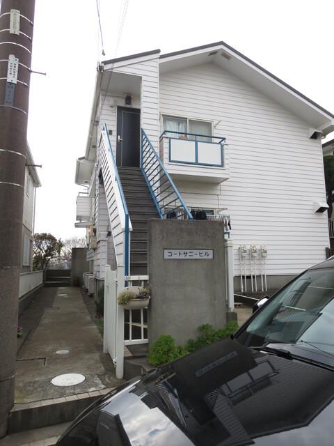 2LDK Apartment for Rent in Kamakura City, Kanagawa Prefecture - Thumbnail 2