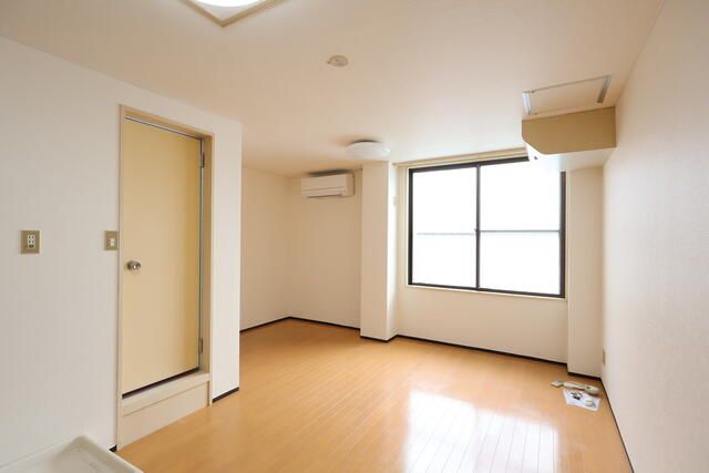 Commercial Space for Rent Near Yamagata Station 16.9 sqm - Thumbnail 3