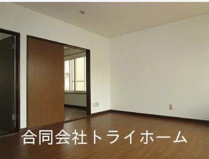 3-Story Apartment Building for Sale in Kita Ward, Sapporo - Thumbnail 3