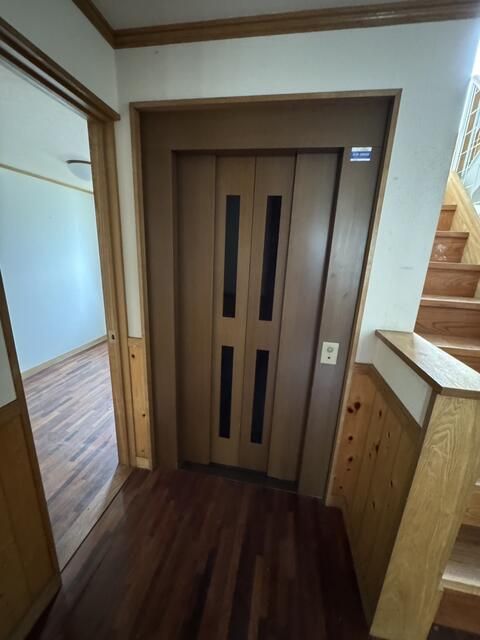 6SLDK Steel-Framed House on 914sqm Land in Hadano, Kanagawa - Thumbnail 3