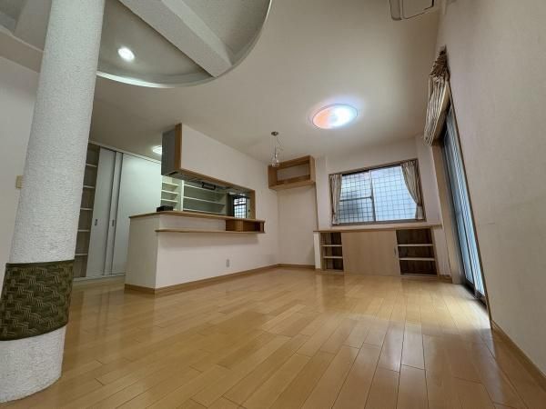 2004 Steel-Frame 2LDK House in Abeno, Osaka | 129.15 sqm - Thumbnail 4