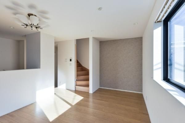 2023 Built 3LDK Wooden House for Sale in Sumida, Tokyo - Thumbnail 4