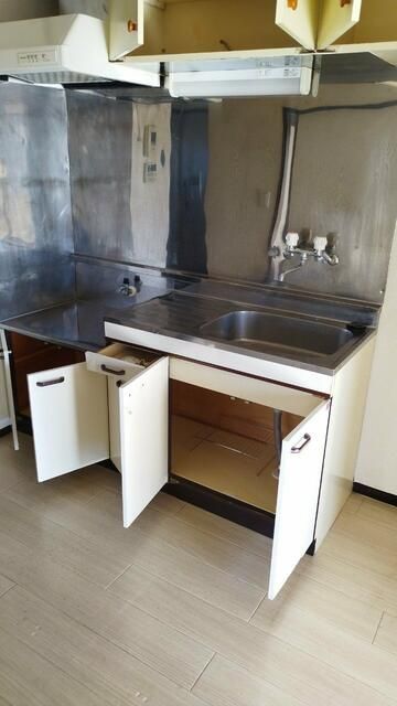 3K Apartment for Rent in Saitama City, Near Nishi-Urawa Station - Thumbnail 4