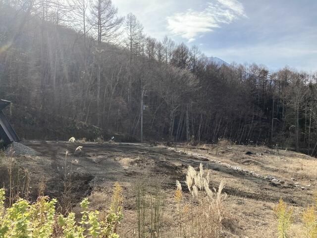 Lease Land Near Lake Yamanaka for Business or Glamping - Thumbnail 3