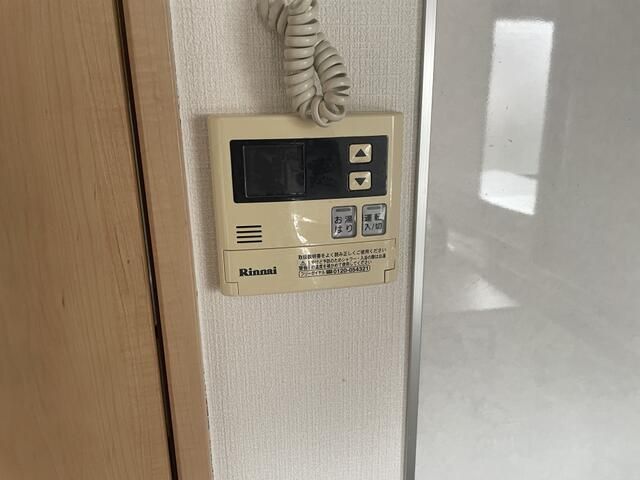 Renovated Office for Rent in Meguro, Tokyo - 39.9 sqm - Thumbnail 3
