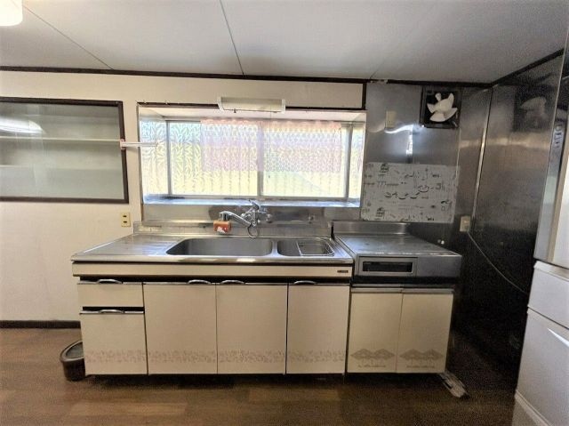 8K Detached House for Sale in Kokura Minami, Kitakyushu - Thumbnail 3