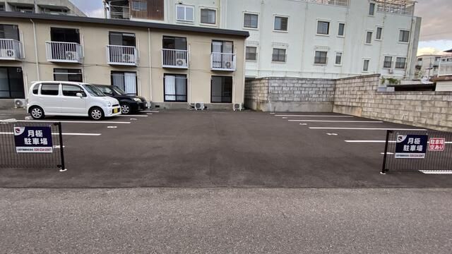 Monthly Concrete Parking Lot for Rent in Nagano City - Thumbnail 3