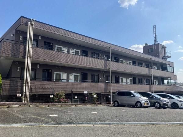 Parnassus G Apartment Building for Sale in Machida, Tokyo - Thumbnail 2