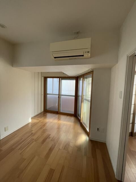 3LDK Apartment for Sale Near Minamihashimoto Station in Sagamihara - Thumbnail 2