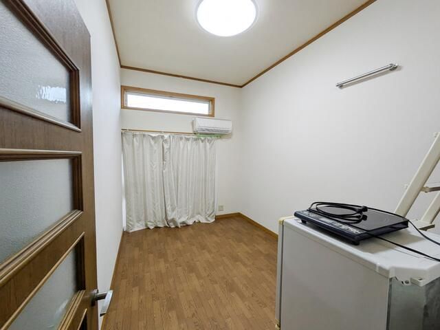 1K Apartment for Rent in Kiryu, Gunma - 19.80 sqm - Thumbnail 4