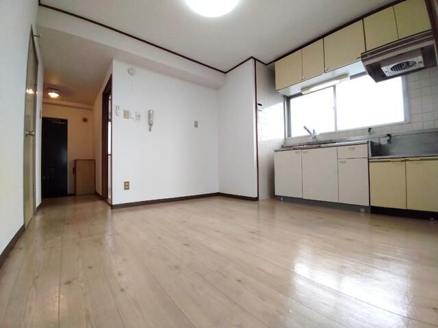 Mizawa Residence 3DK Apartment for Rent in Matsudo, Chiba - Thumbnail 4