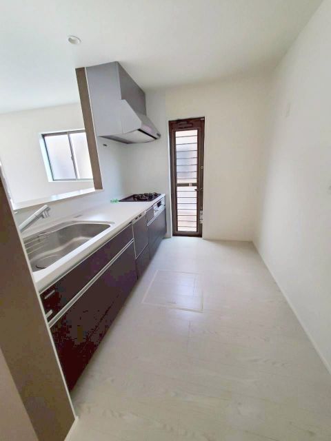 New 4LDK House in Iizuka, Fukuoka - 2025 Completion - Thumbnail 3