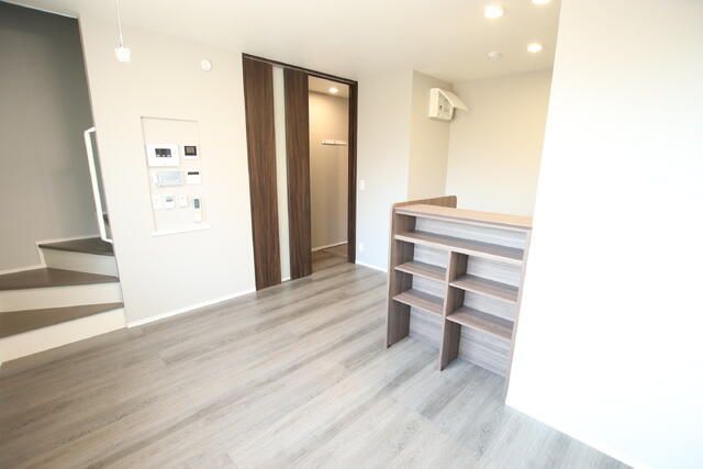 New 1LDK Apartment for Rent in Koganei, Tokyo - 42.26 sqm - Thumbnail 4