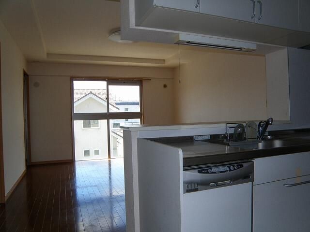 2LDK Apartment for Sale in Iida, Nagano | 70.81 sqm - Thumbnail 4