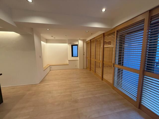 Altesian Hiroo 1LDK Apartment for Sale in Shibuya, Tokyo - Thumbnail 2