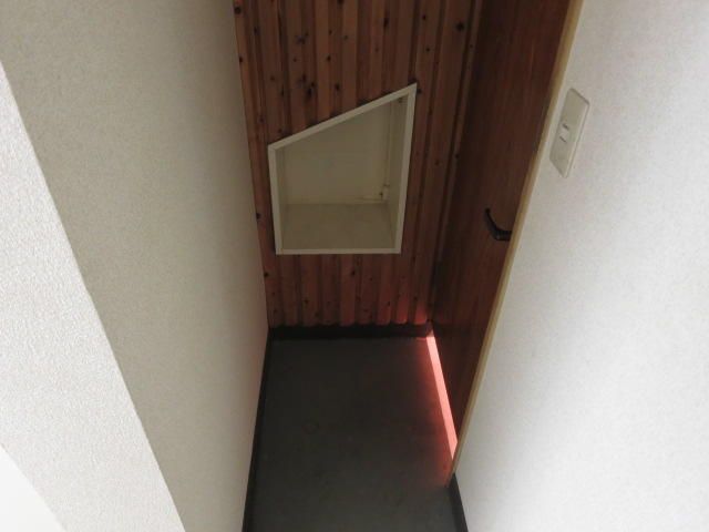 61 sqm Commercial Space for Rent in Fuchu, Tokyo - Thumbnail 2