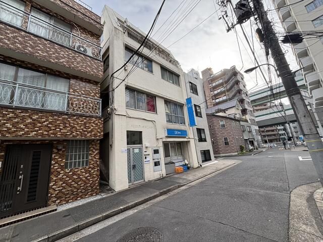 Oji Apartment Investment Property for Sale in Kita Ward, Tokyo - Thumbnail 2